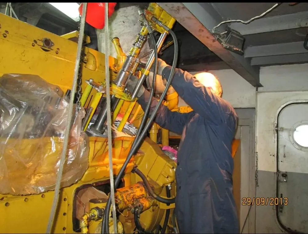 Rectificados navales in situ, trabajo de Metalock Uruguay